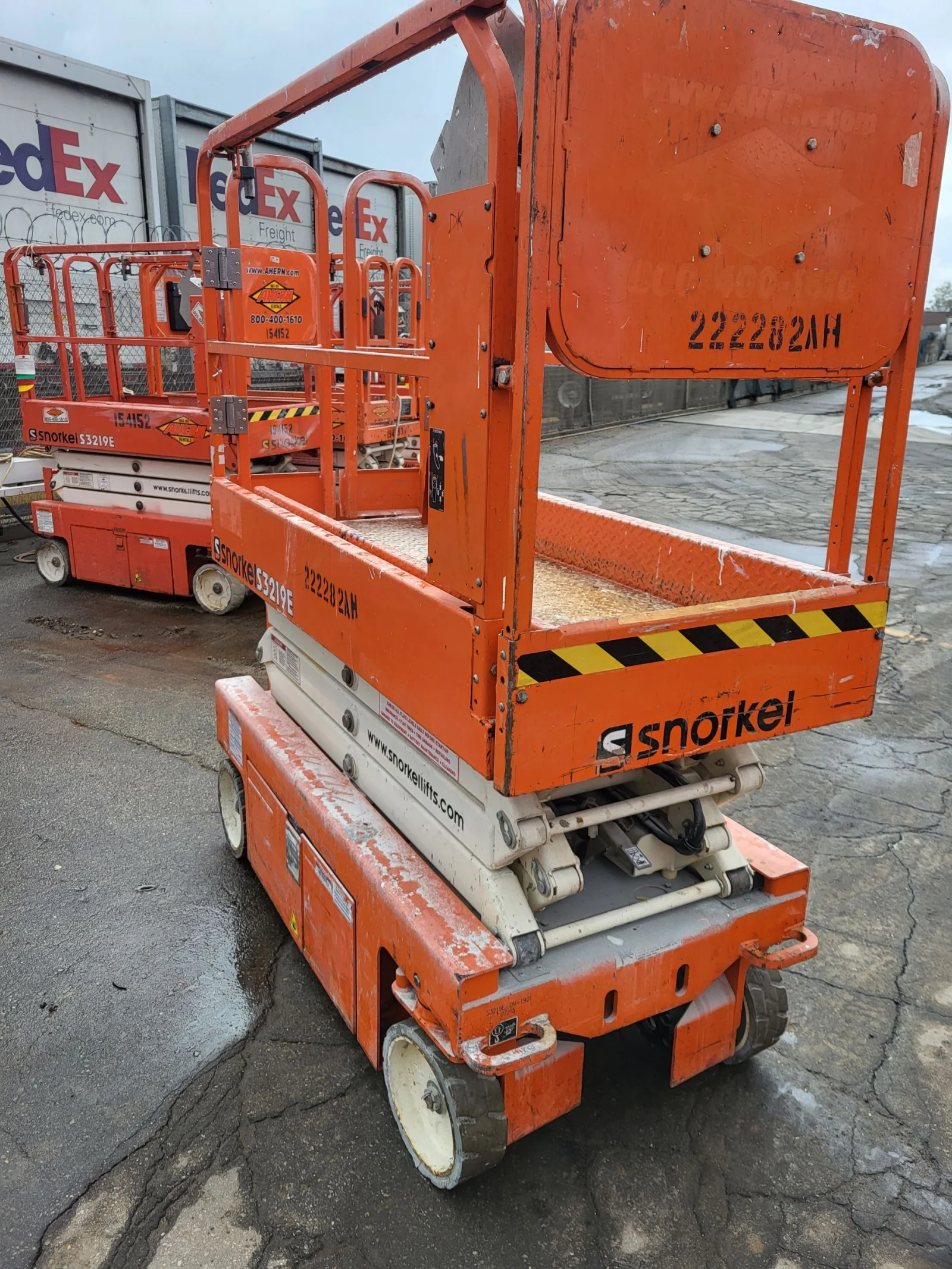 2019 Snorkel S3219E