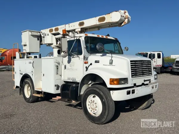 2002 International 4800