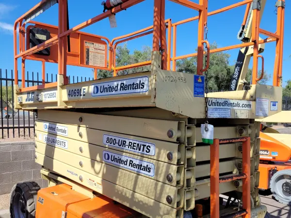 2018 JLG 4069LE