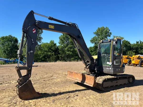 2022 Volvo ECR88D