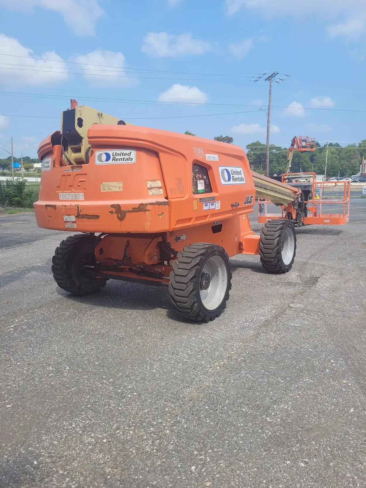 2017 JLG 600S