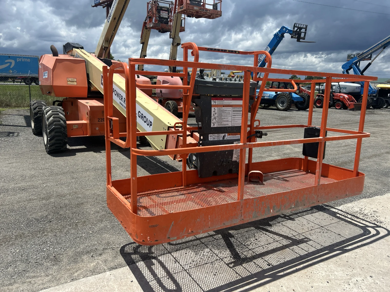 2016 JLG 600S