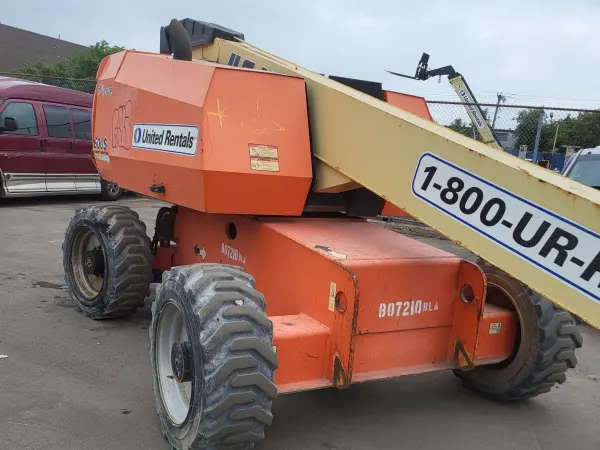 2015 JLG 600S