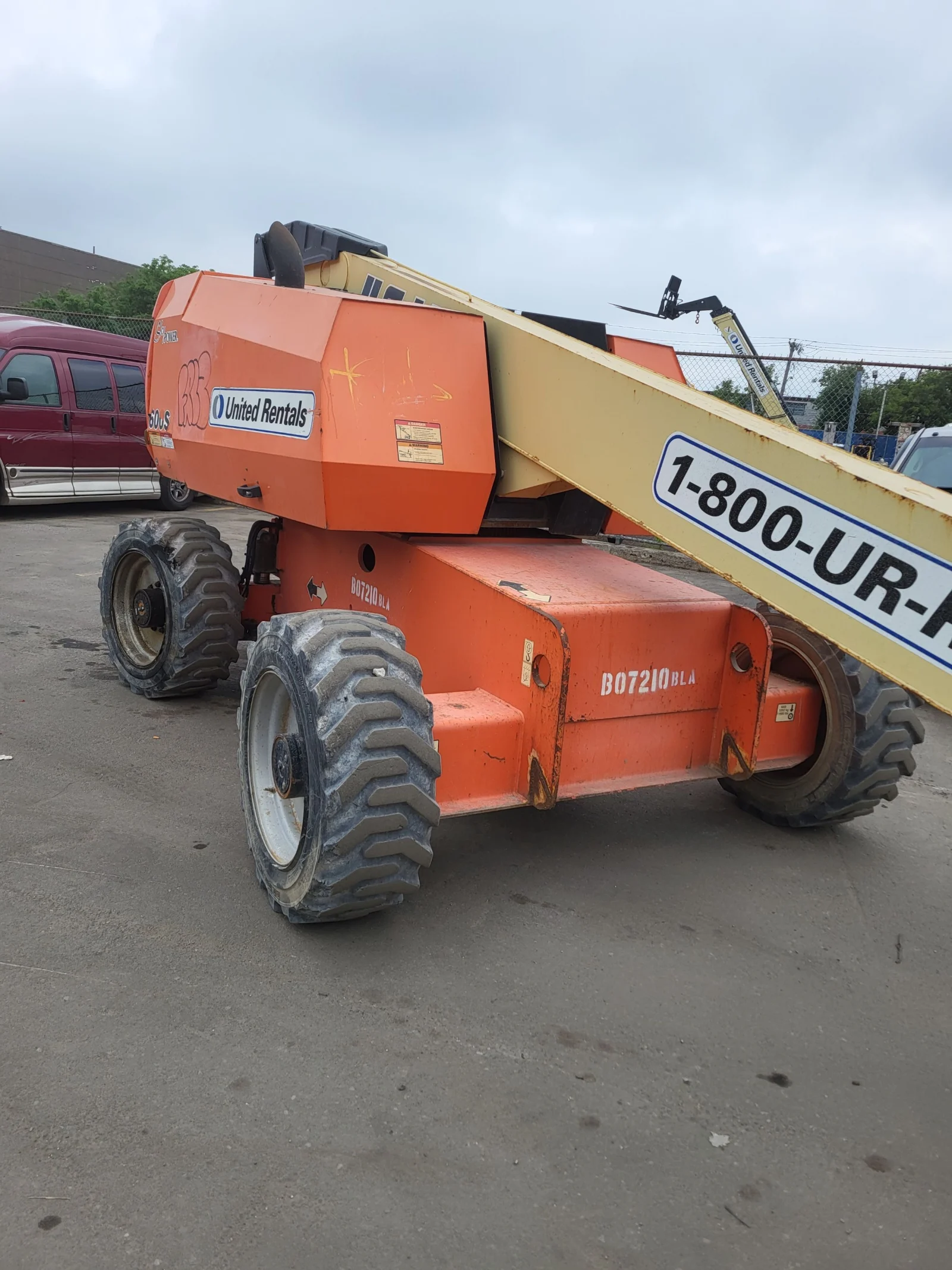 2015 JLG 600S