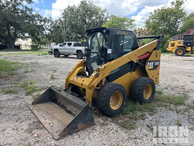 2019 Caterpillar 262