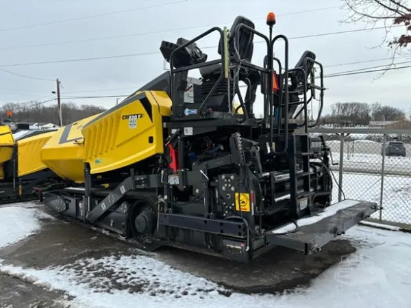 2023 BOMAG CR820T