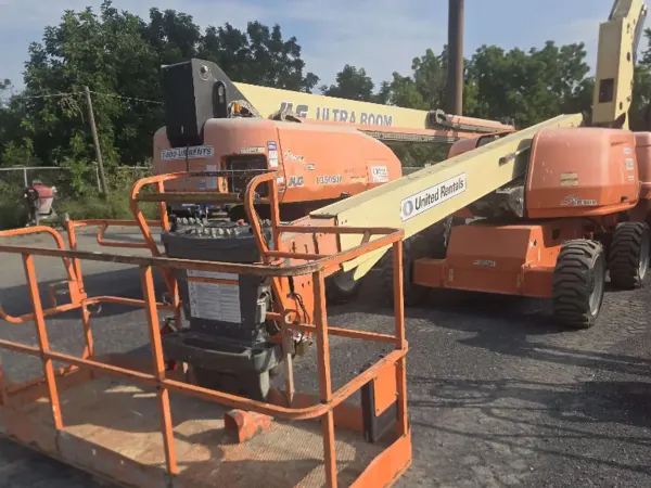 2018 JLG 600S