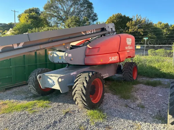 2017 Skyjack SJ82T