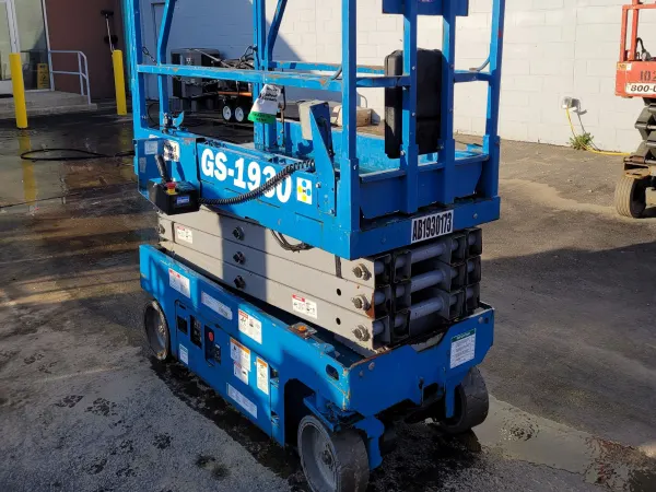2017 Genie GS-1930