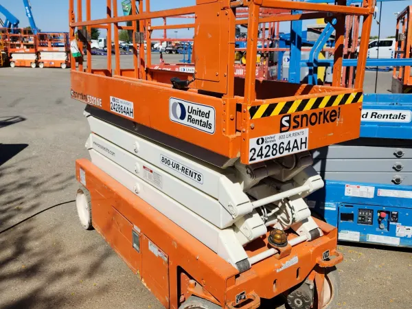 2019 Snorkel S3226E