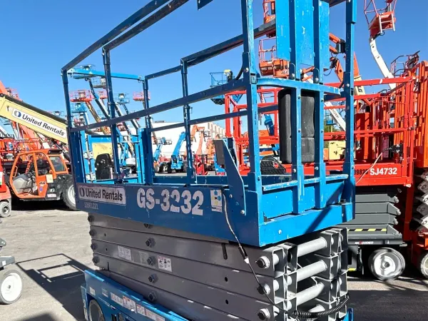 2017 Genie GS-3232