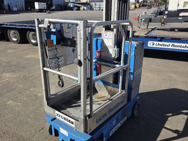2018 Genie GR-20 Self-Propelled One-Person