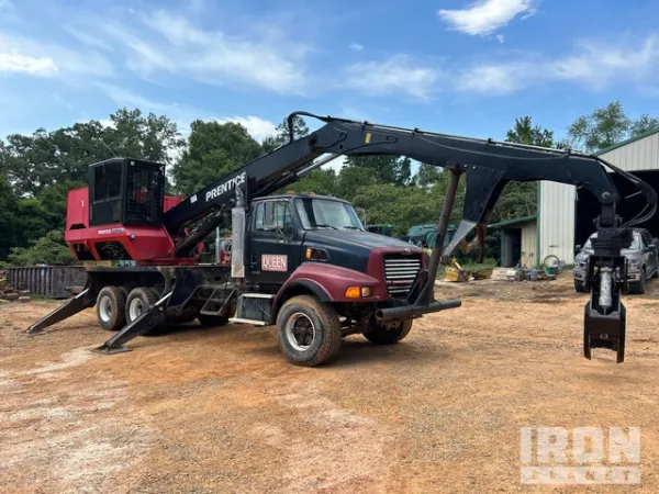 1999 Sterling L8513