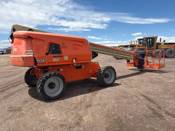 2018 JLG 600S