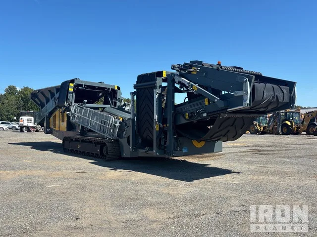 2023 Rubble Master HS11000M