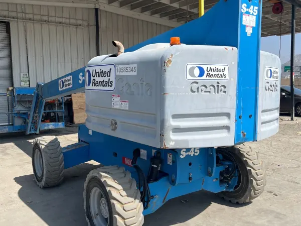 2017 Genie S-45