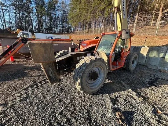 2018 JLG 1255