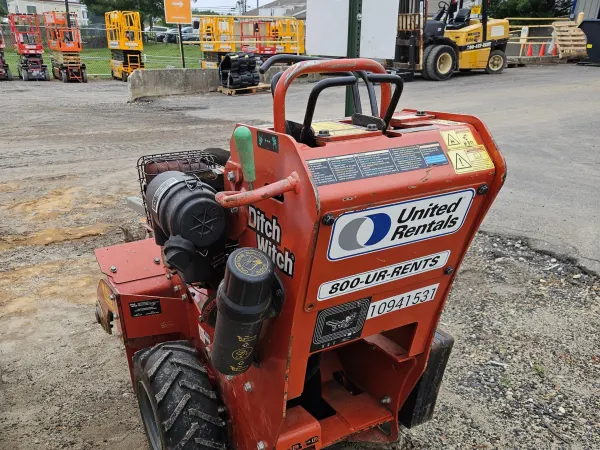 2019 Ditch Witch C14