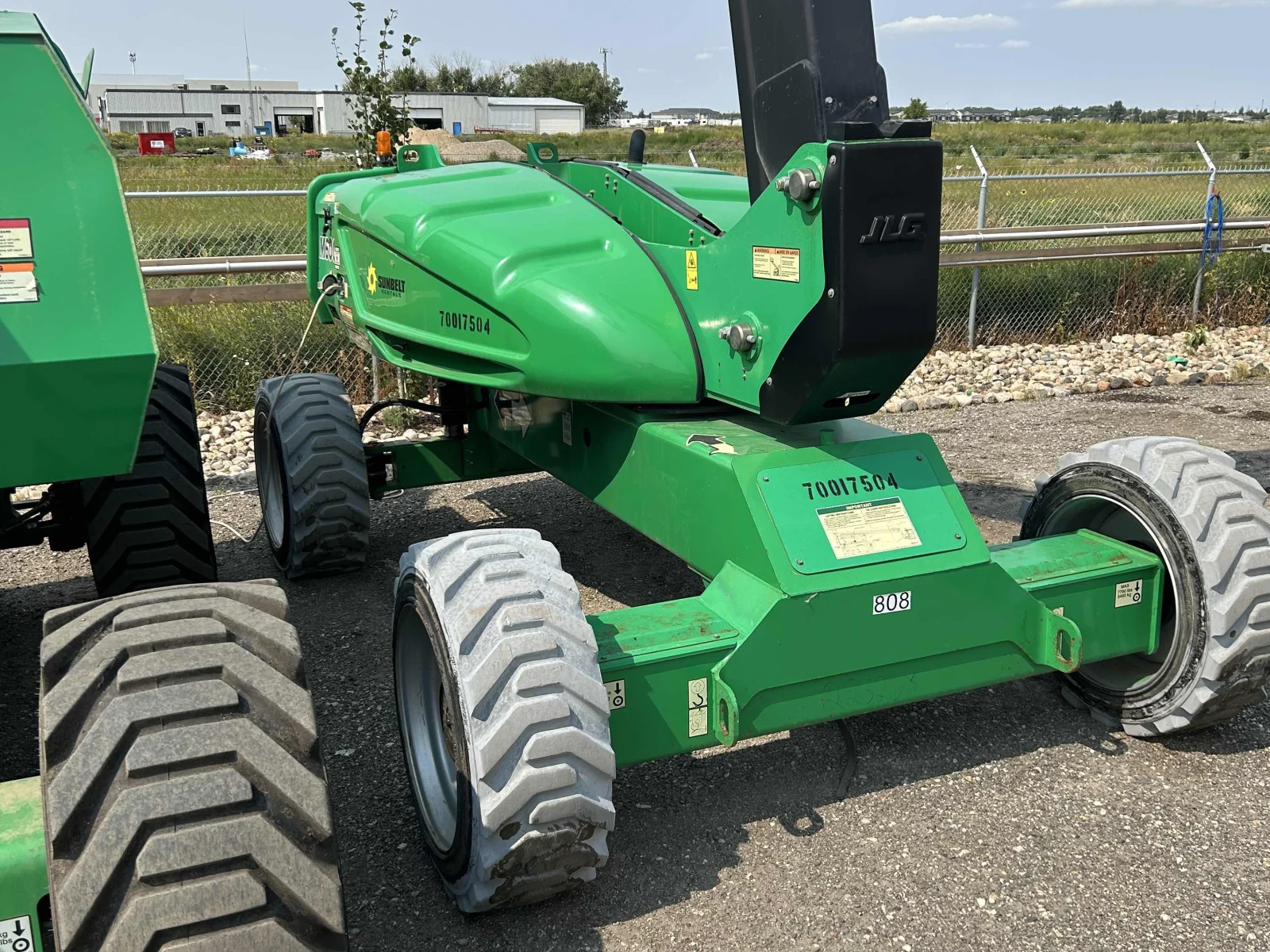 2016 JLG M600JP
