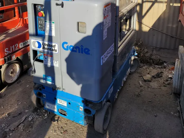 2016 Genie GR-20 Self-Propelled One-Person