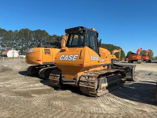 2022 Case 1150M LT