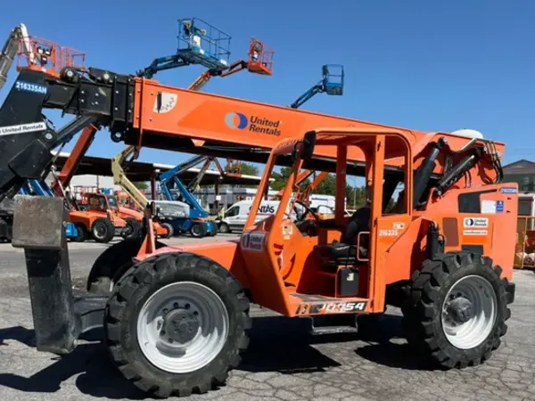 2018 JLG 10054