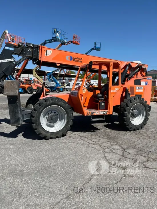 2018 JLG 10054
