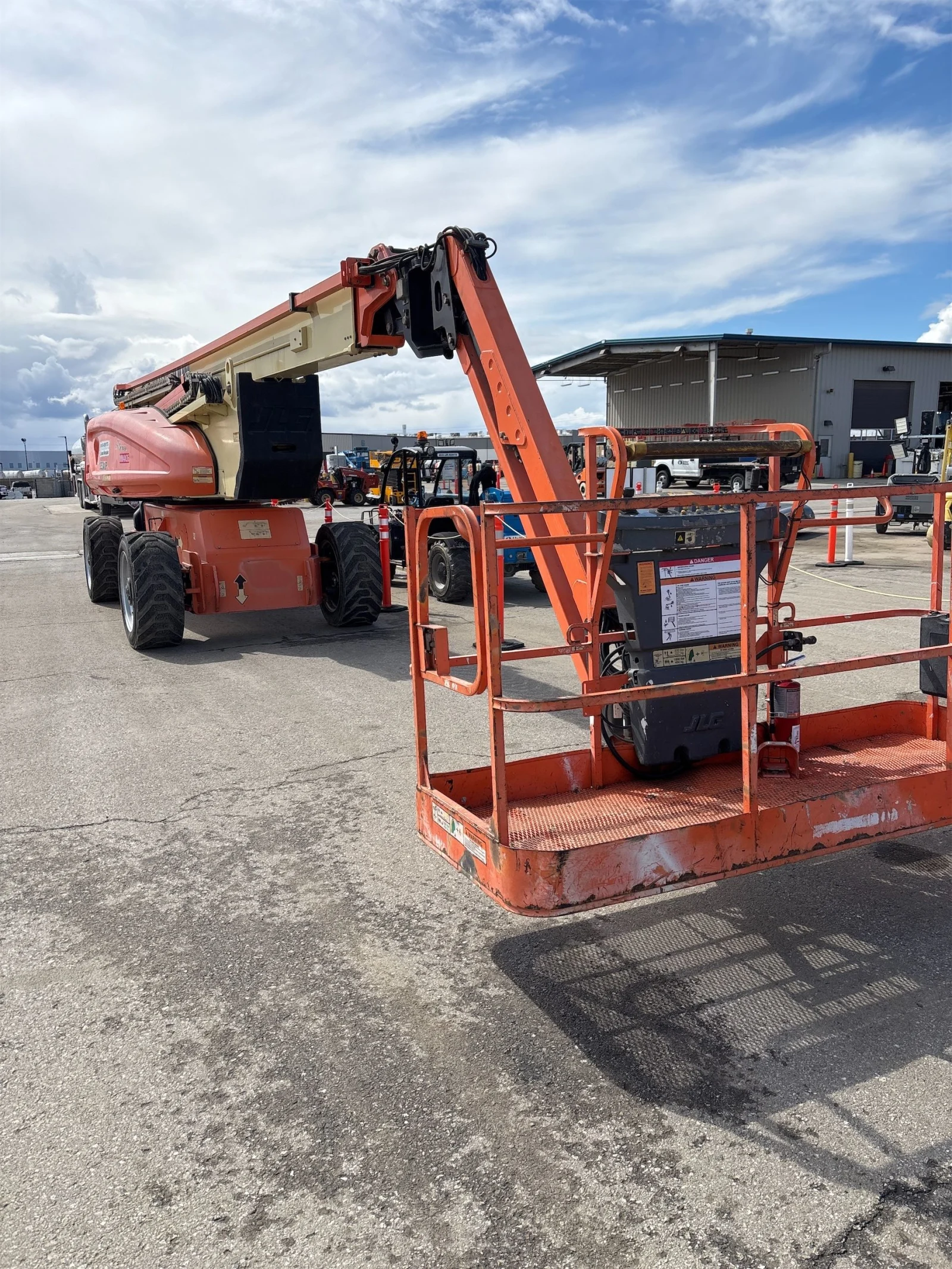 2016 JLG 1250AJP Articulating