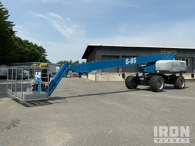 2017 Genie S85