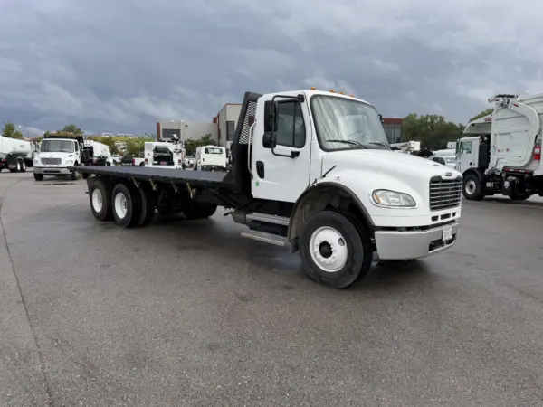 2020 FREIGHTLINER M2