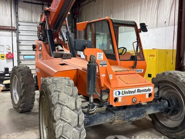 2021 JLG 8042