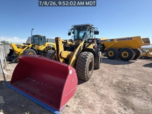 2024 Komatsu WA320-8