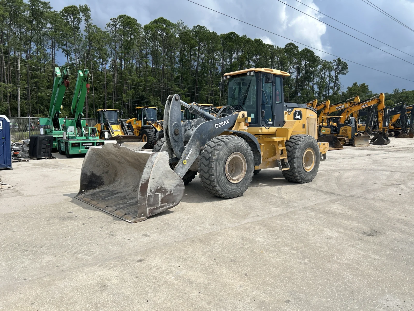 2021 John Deere 644 P
