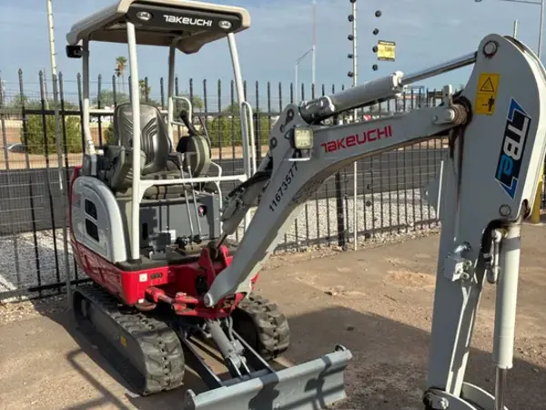 2023 Takeuchi TB20E