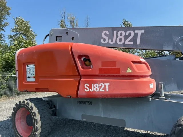 2017 Skyjack SJ82T