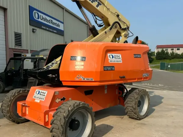 2018 JLG 660SJ