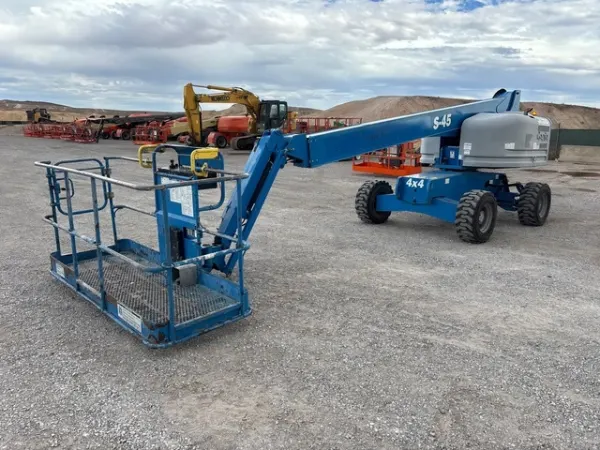 2018 Genie S-45