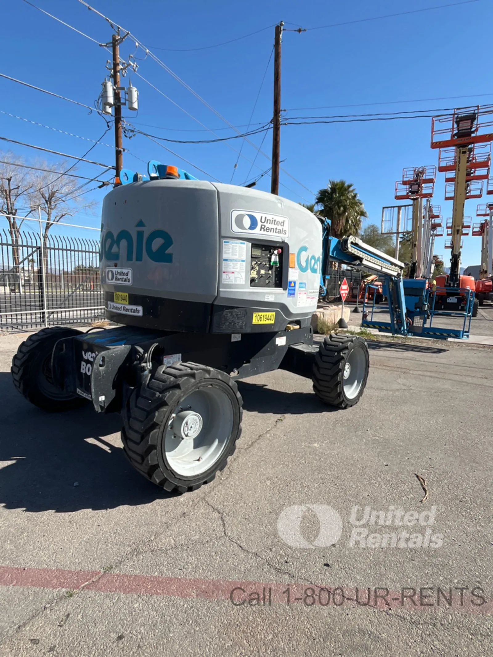 2017 Genie Z-62/40J Articulating