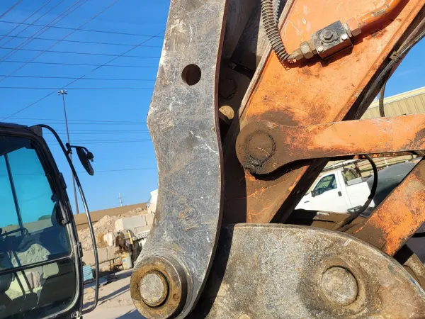 2017 Hitachi ZX250-THMB