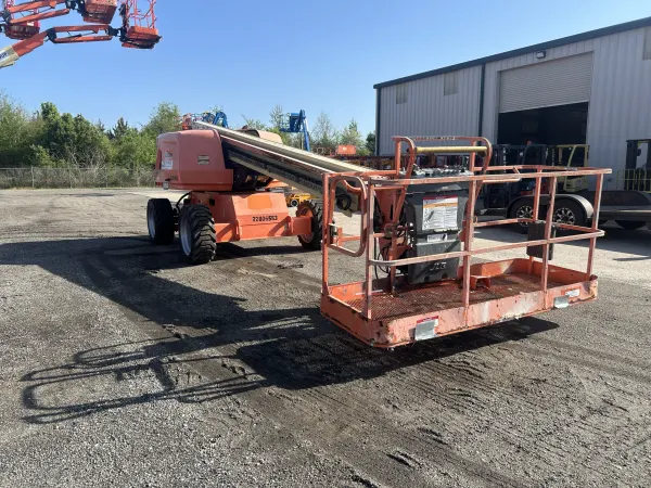 2017 JLG 600S