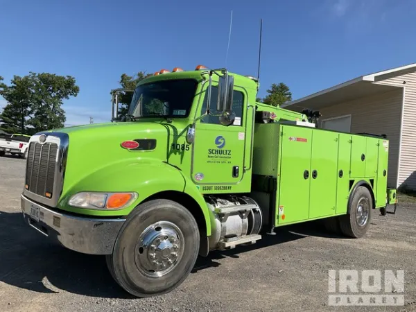 2017 Peterbilt 337