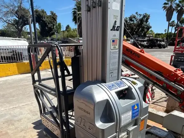 2019 JLG 20MVL Self-Propelled One-Person