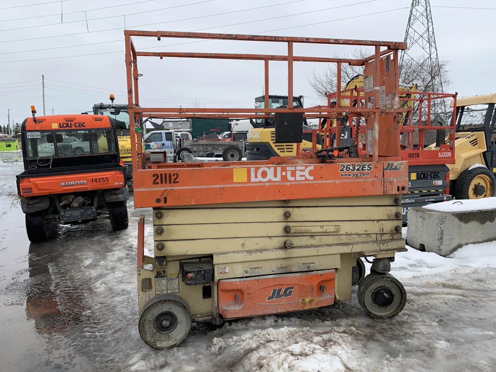 2016 JLG 2632ES