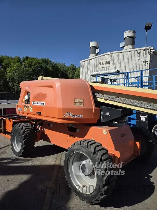2018 JLG 600S