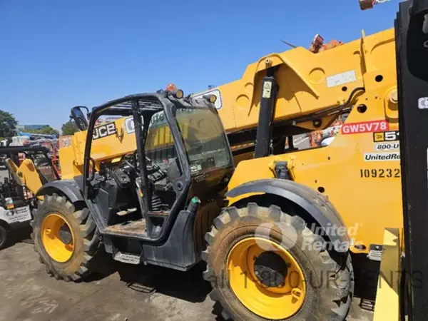 2019 JCB 512-56