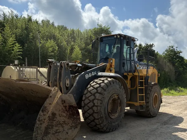 2018 John Deere 844K-III