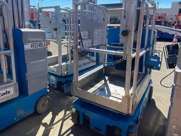 2017 Genie GR-20 Self-Propelled One-Person