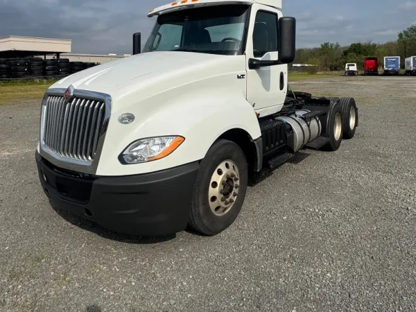 2021 International LT625