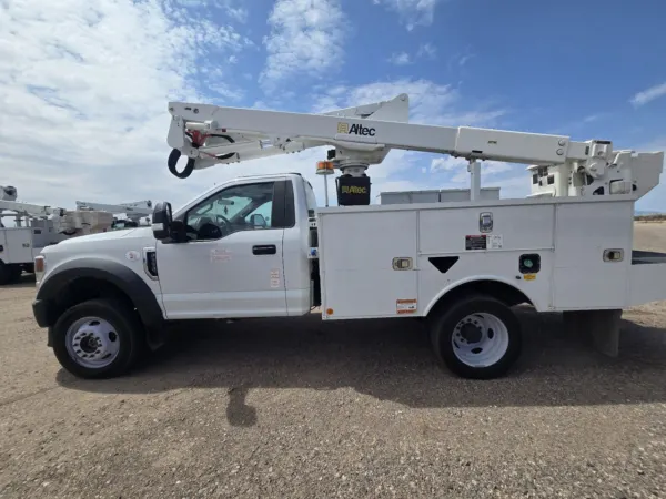 2022 FORD F550 4X4 DIESEL