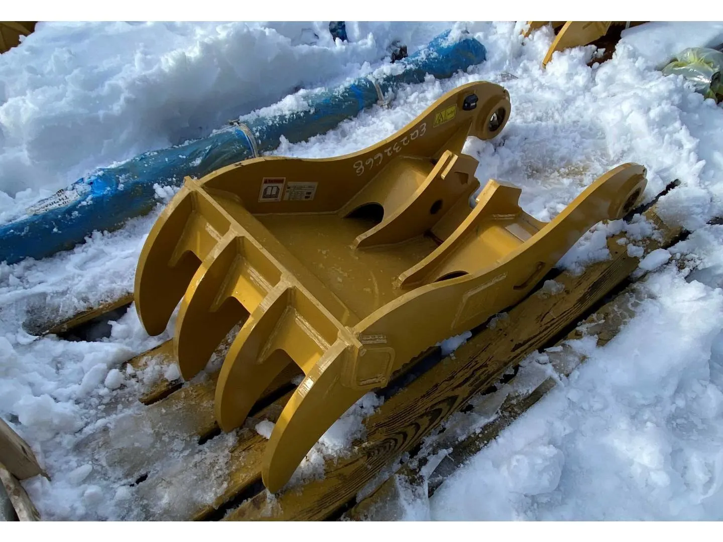 2022 Caterpillar 317 PRO THUMB